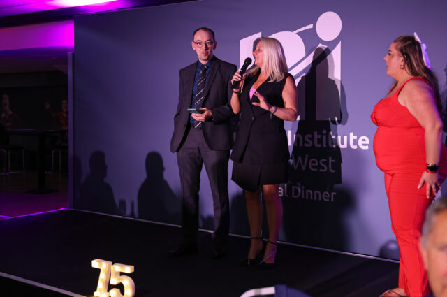 Photos of our Prize Winners at the 2024 Nuclear Institute Annual Dinner!